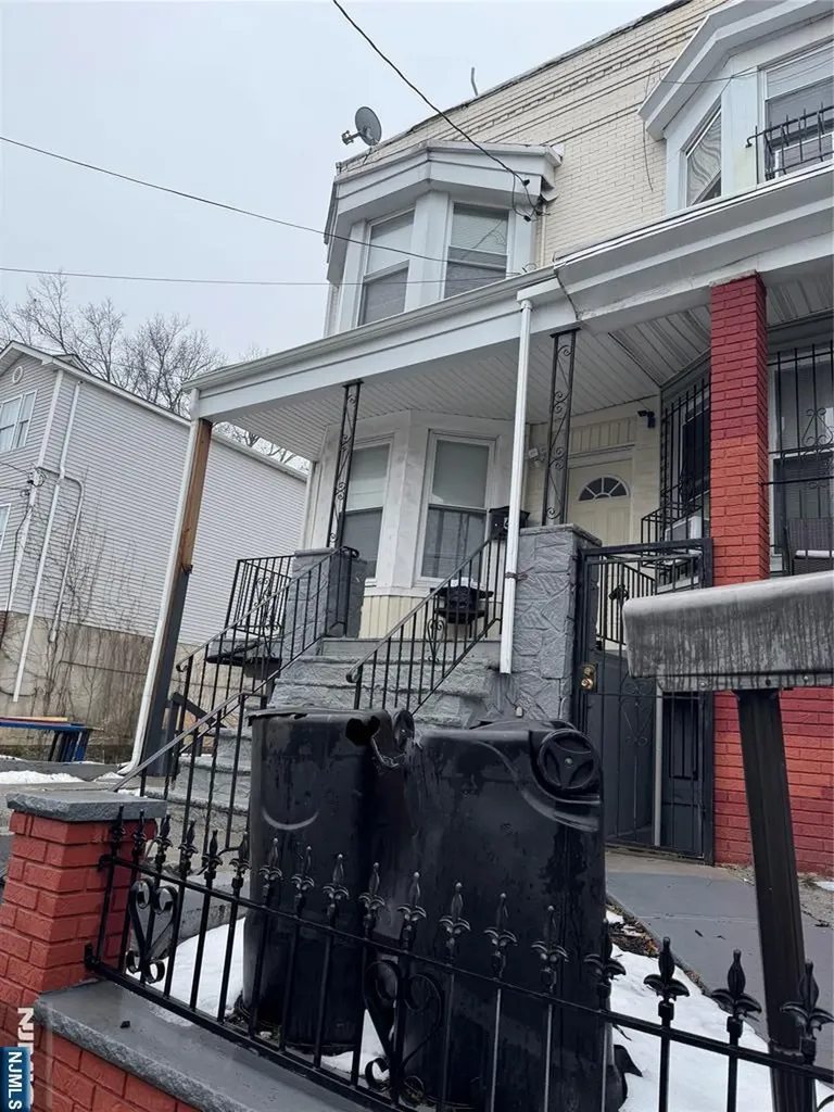 40 N 7th Street Newark NJ 07107