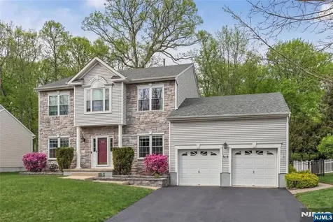 114 Black Oak Trail Jefferson Township NJ 07849