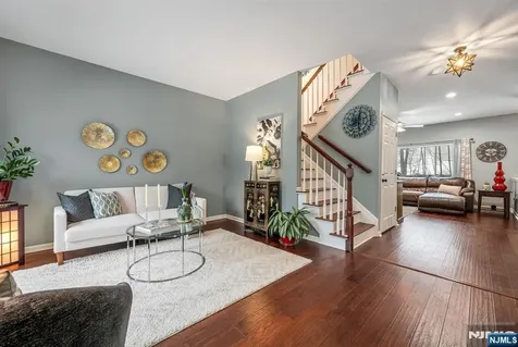114 Black Oak Trail Jefferson Township NJ 07849