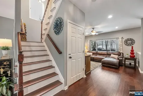 114 Black Oak Trail Jefferson Township NJ 07849