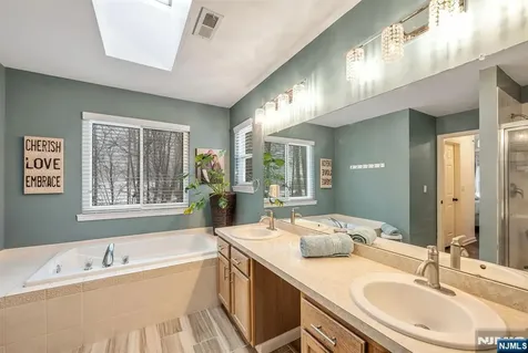 114 Black Oak Trail Jefferson Township NJ 07849