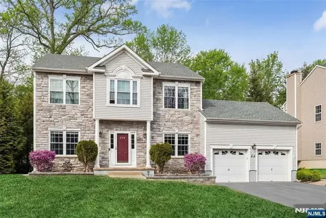 114 Black Oak Trail Jefferson Township NJ 07849