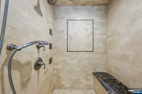 14 O Shaughnessy Lane Closter NJ 07624