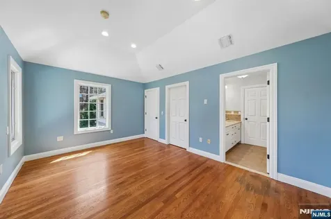 14 O Shaughnessy Lane Closter NJ 07624