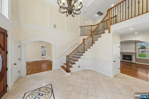14 O Shaughnessy Lane Closter NJ 07624