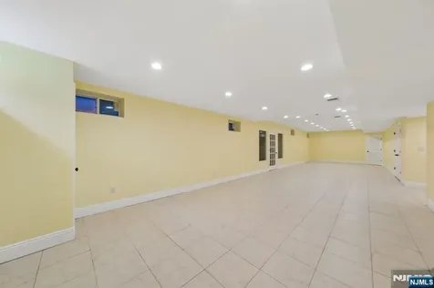 14 O Shaughnessy Lane Closter NJ 07624