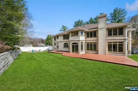 14 O Shaughnessy Lane Closter NJ 07624