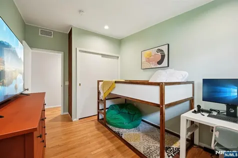 208 Prospect Avenue Oradell NJ 07649