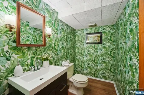 208 Prospect Avenue Oradell NJ 07649
