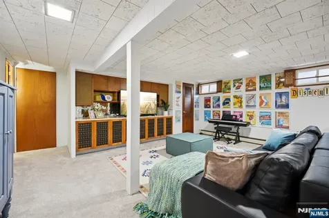 208 Prospect Avenue Oradell NJ 07649