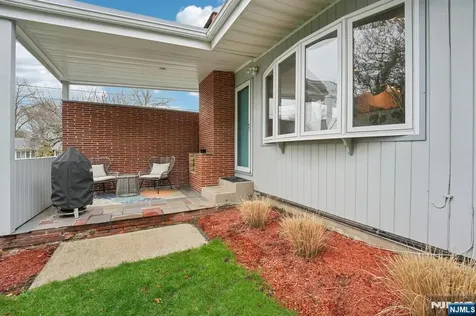 208 Prospect Avenue Oradell NJ 07649