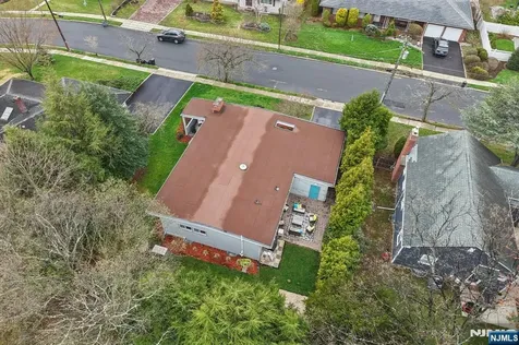 208 Prospect Avenue Oradell NJ 07649