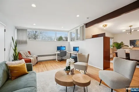 208 Prospect Avenue Oradell NJ 07649
