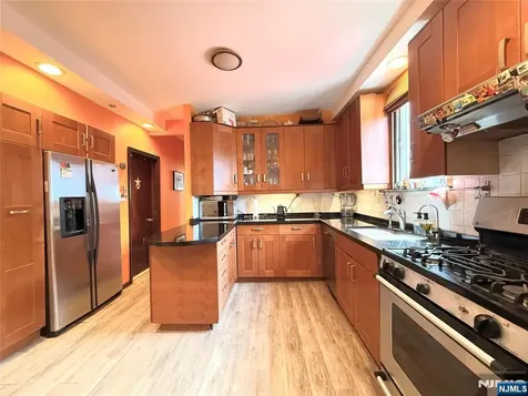 799 2nd Street Secaucus NJ 07094