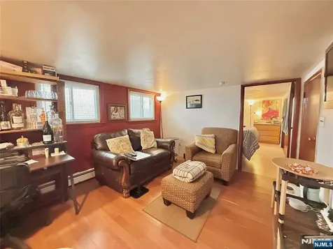 799 2nd Street Secaucus NJ 07094