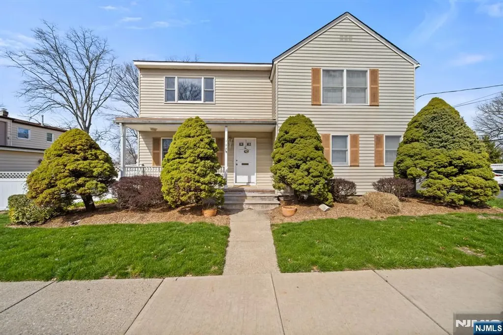 125 Merritt Avenue Bergenfield NJ 07621