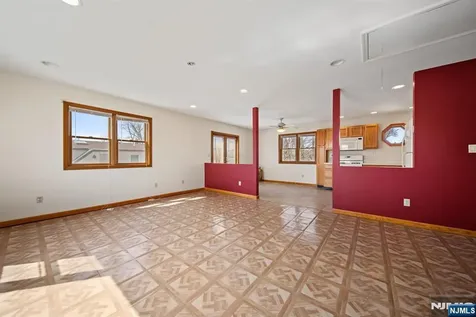 125 Merritt Avenue Bergenfield NJ 07621