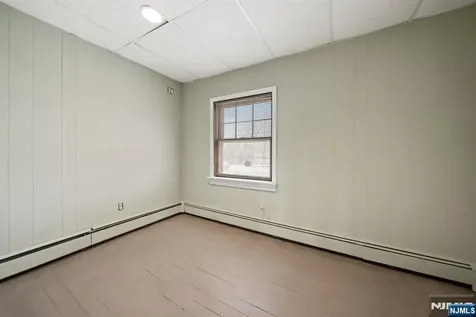 125 Merritt Avenue Bergenfield NJ 07621