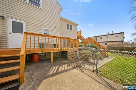 125 Merritt Avenue Bergenfield NJ 07621