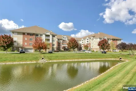 5201 Warrens Way Wanaque NJ 07465