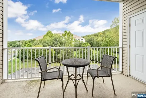 5201 Warrens Way Wanaque NJ 07465