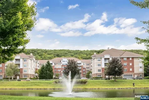 5201 Warrens Way Wanaque NJ 07465