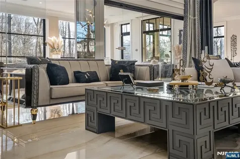 6 Deertrail Road Saddle River NJ 07458