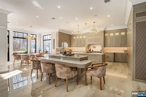 6 Deertrail Road Saddle River NJ 07458