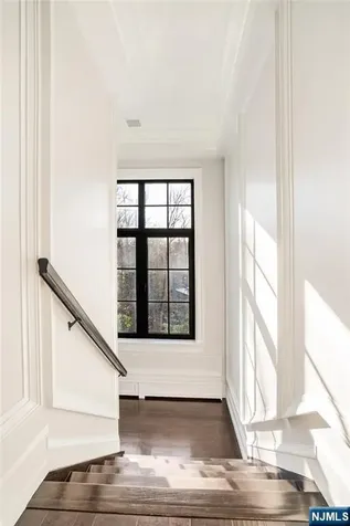 6 Deertrail Road Saddle River NJ 07458