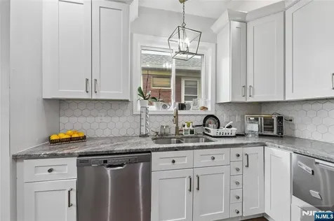 440 Brook Avenue Passaic NJ 07055