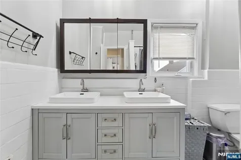 440 Brook Avenue Passaic NJ 07055