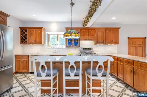 151 Washington Avenue Hillsdale NJ 07642