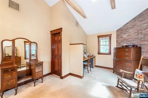 151 Washington Avenue Hillsdale NJ 07642