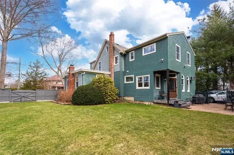 151 Washington Avenue Hillsdale NJ 07642