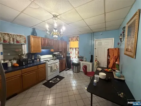 414 Monastery Place Union City NJ 07087