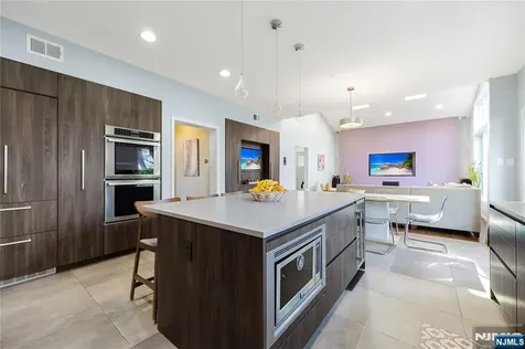 87 Monroe Avenue Cresskill NJ 07626