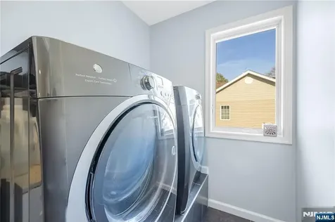 87 Monroe Avenue Cresskill NJ 07626