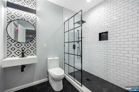 87 Monroe Avenue Cresskill NJ 07626