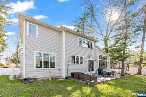 87 Monroe Avenue Cresskill NJ 07626