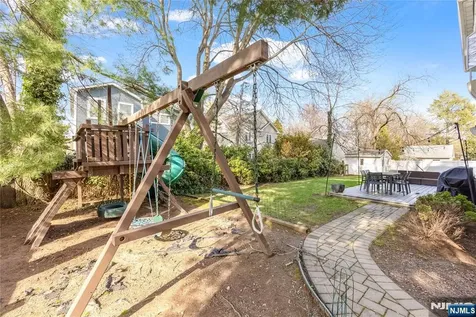 87 Monroe Avenue Cresskill NJ 07626