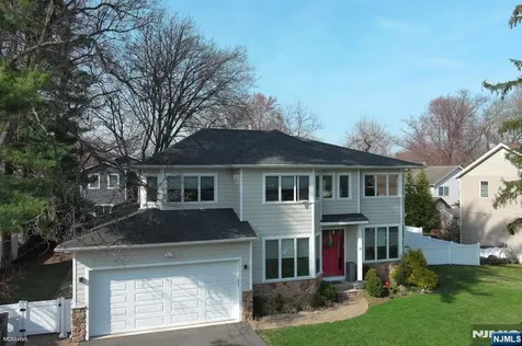 87 Monroe Avenue Cresskill NJ 07626