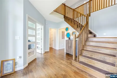 87 Monroe Avenue Cresskill NJ 07626