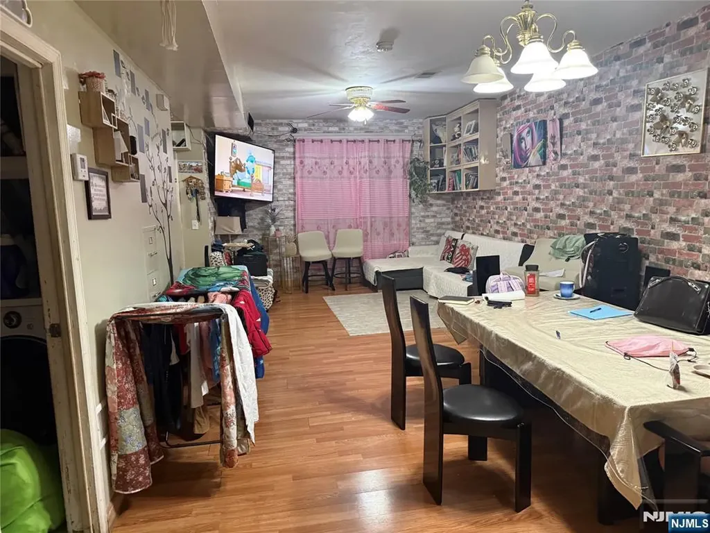 39.5 Sunset Avenue Newark NJ 07106