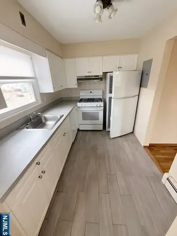 293 Adriana Street Saddle Brook NJ 07663