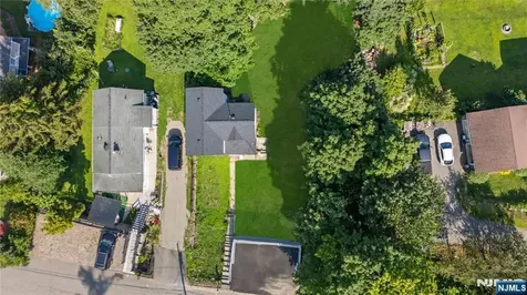 20 Ella Street Bloomingdale NJ 07403