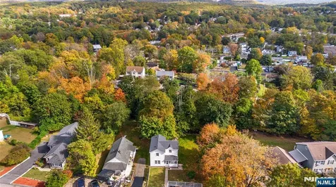 20 Ella Street Bloomingdale NJ 07403