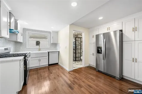 20 Ella Street Bloomingdale NJ 07403