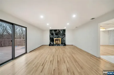 468 Morse Avenue Ridgefield NJ 07657