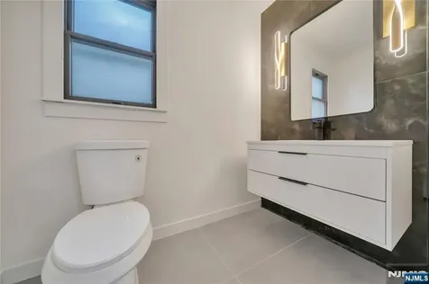 468 Morse Avenue Ridgefield NJ 07657