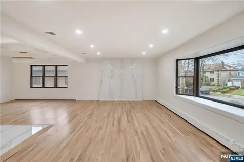 468 Morse Avenue Ridgefield NJ 07657